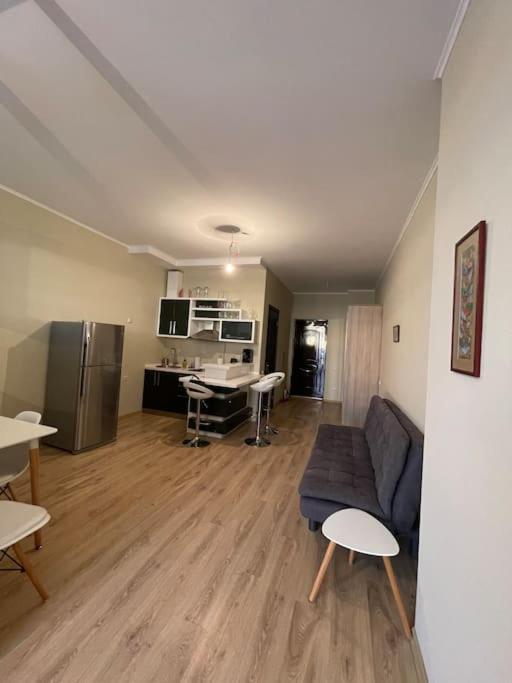 Sea View Studio Apartment In Gonio-Kvariati Bagian luar foto