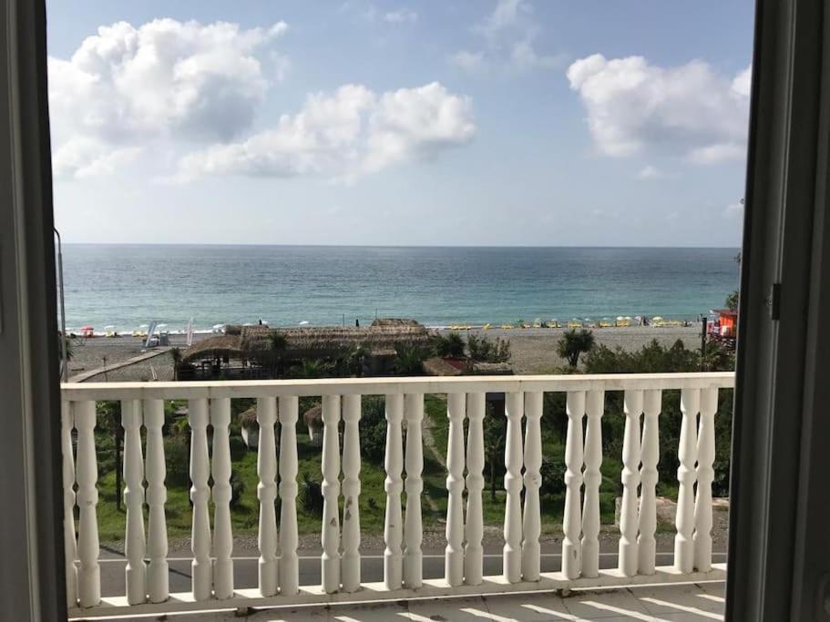 Sea View Studio Apartment In Gonio-Kvariati Bagian luar foto