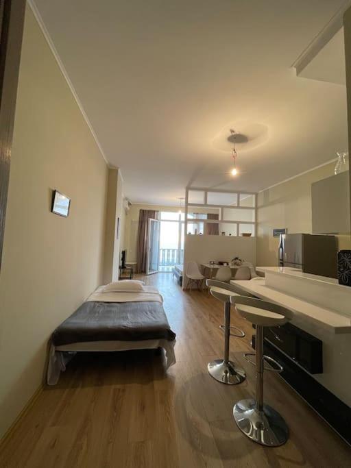 Sea View Studio Apartment In Gonio-Kvariati Bagian luar foto
