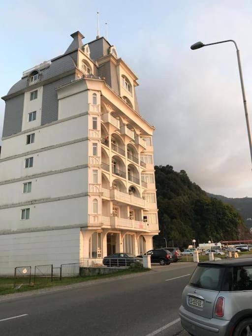 Sea View Studio Apartment In Gonio-Kvariati Bagian luar foto